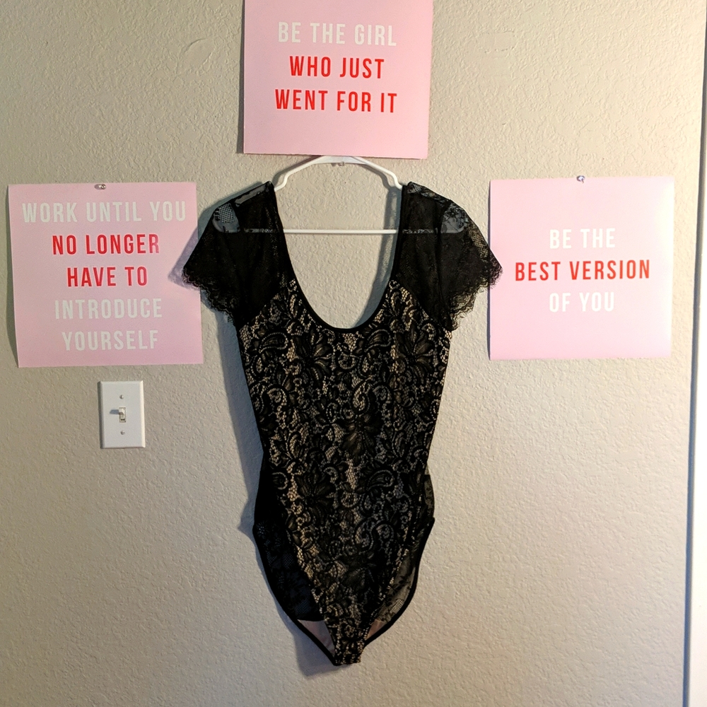 Nude/lingerie bodysuit